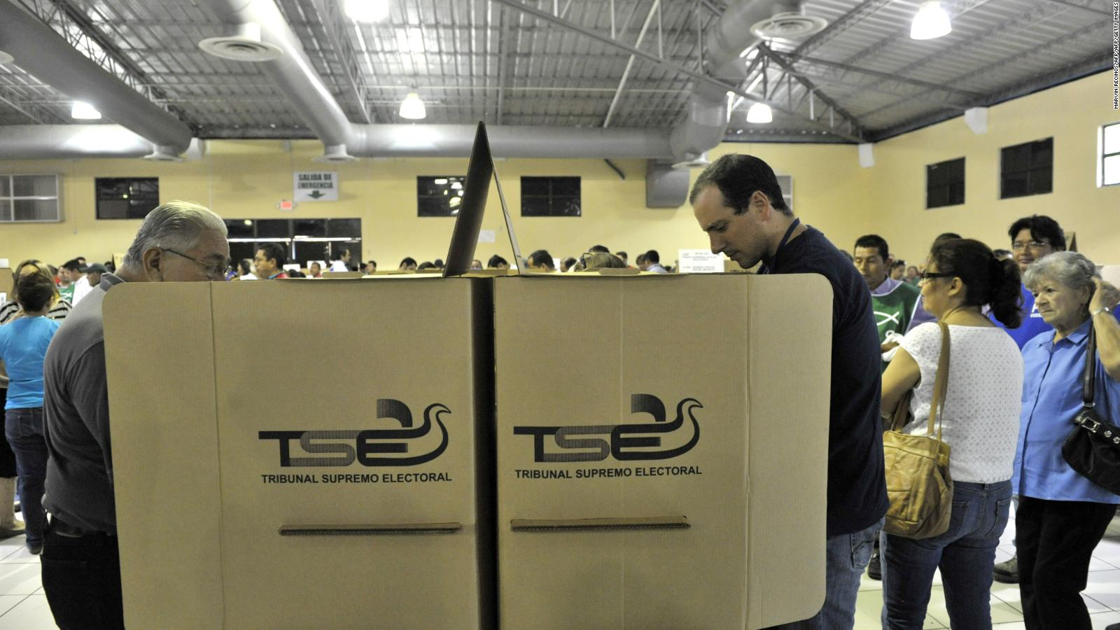 mas-de-235000-salvadorenos-podran-votar-por-primera-vez-en-las-elecciones-del-2021